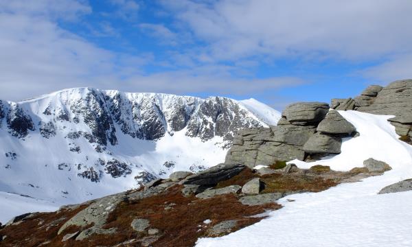 Photo of View ascending Meikle Pap